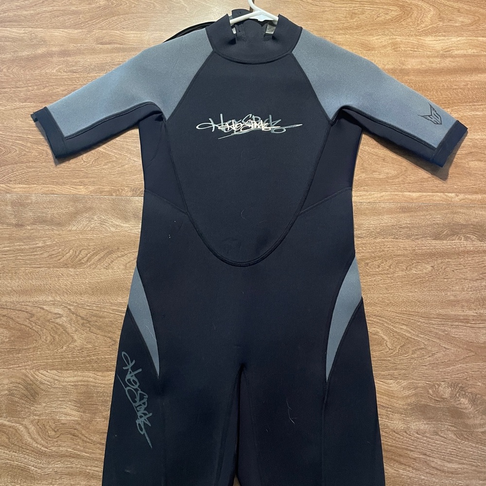 Kids Swim Wetsuit in Black and Gray